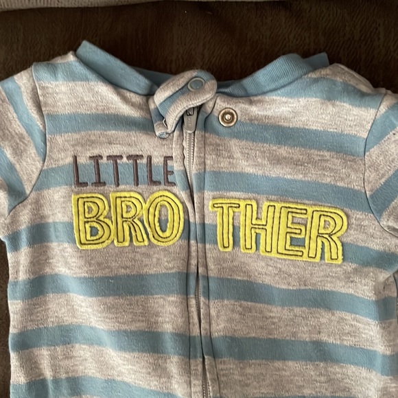 Bundle 4 for $20 - Striped footie, two way zipper - Picture 2 of 3